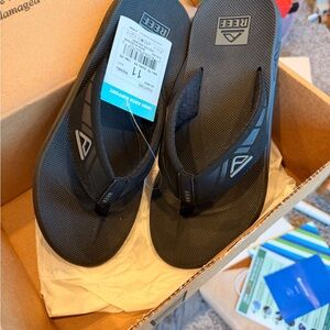 Reef Black Phantom Flip Flops Men’s 11